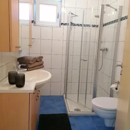 アパート Weingut Brutscher Roschbach